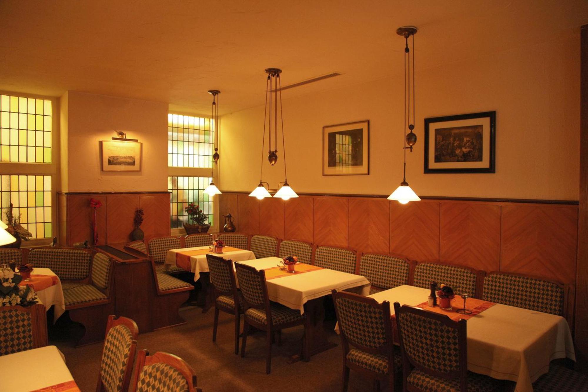 Ackfeld Hotel-Restaurant Bueren  ภายนอก รูปภาพ