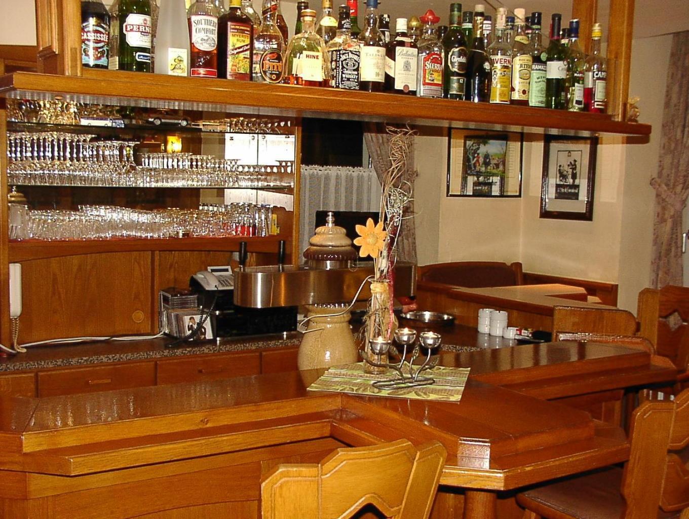 Ackfeld Hotel-Restaurant Bueren  ภายนอก รูปภาพ