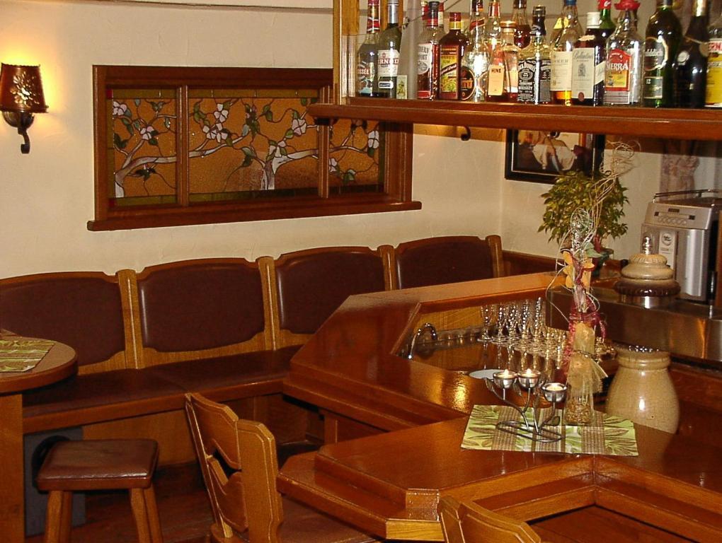 Ackfeld Hotel-Restaurant Bueren  ภายนอก รูปภาพ