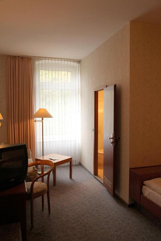 Ackfeld Hotel-Restaurant Bueren  ห้อง รูปภาพ
